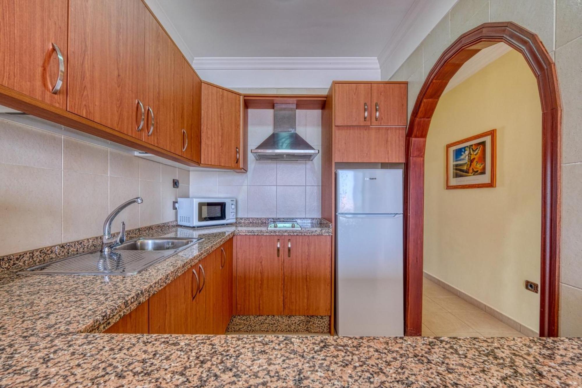 Apartamentos Callaomar Каляо Салвахе Екстериор снимка